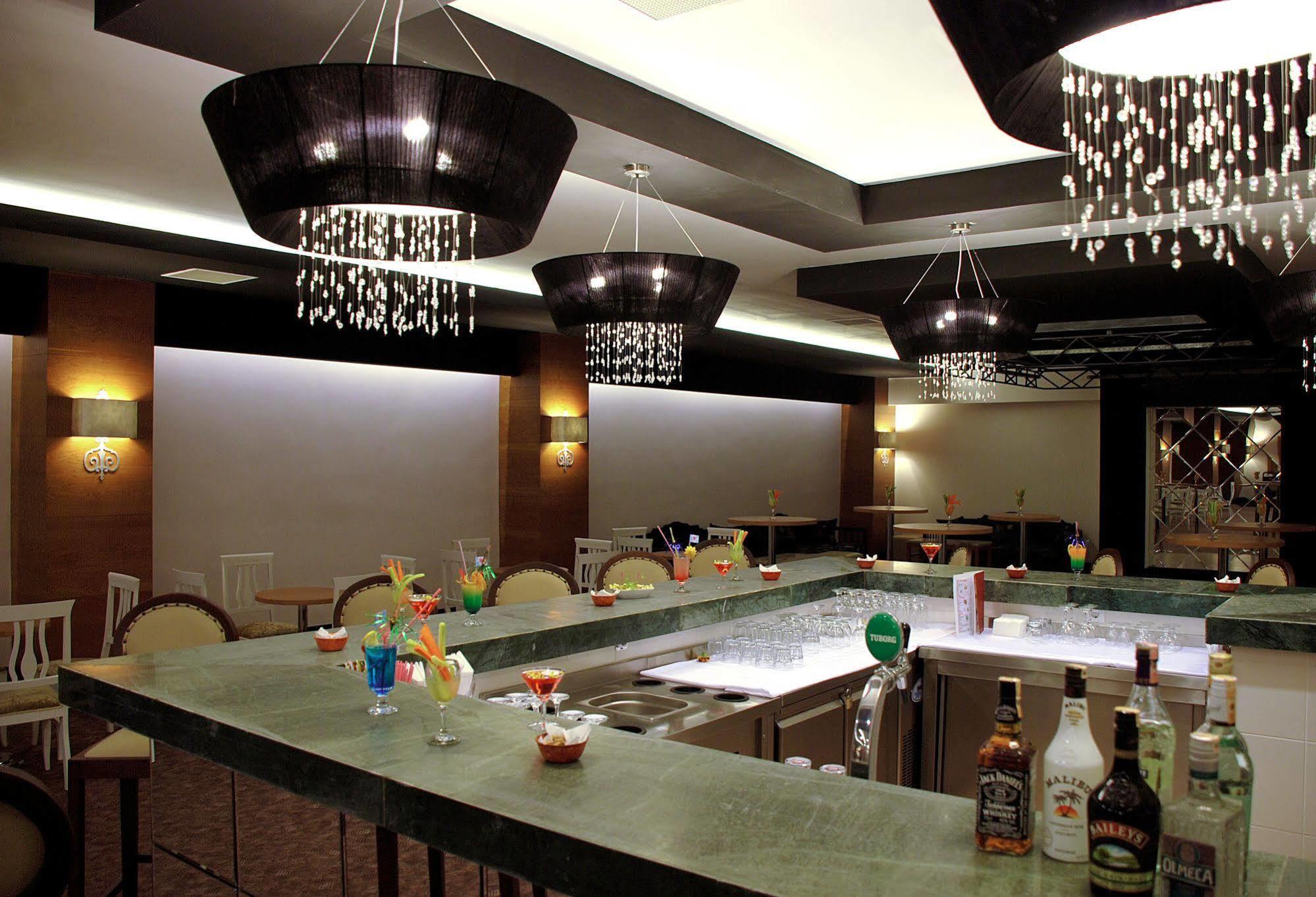 Monachus & Resort 4*