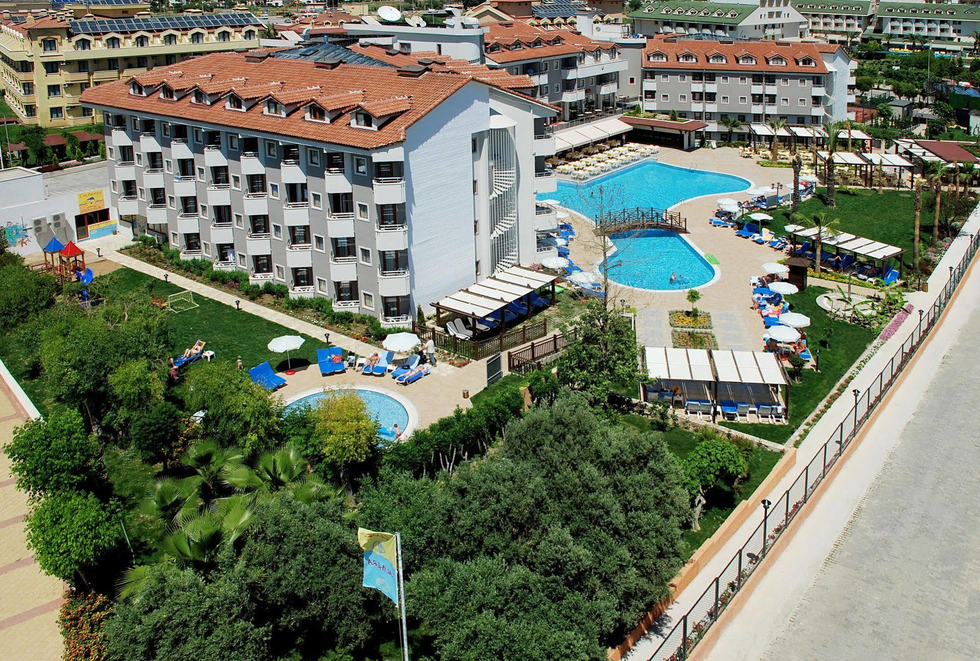 Resort Monachus & Side
